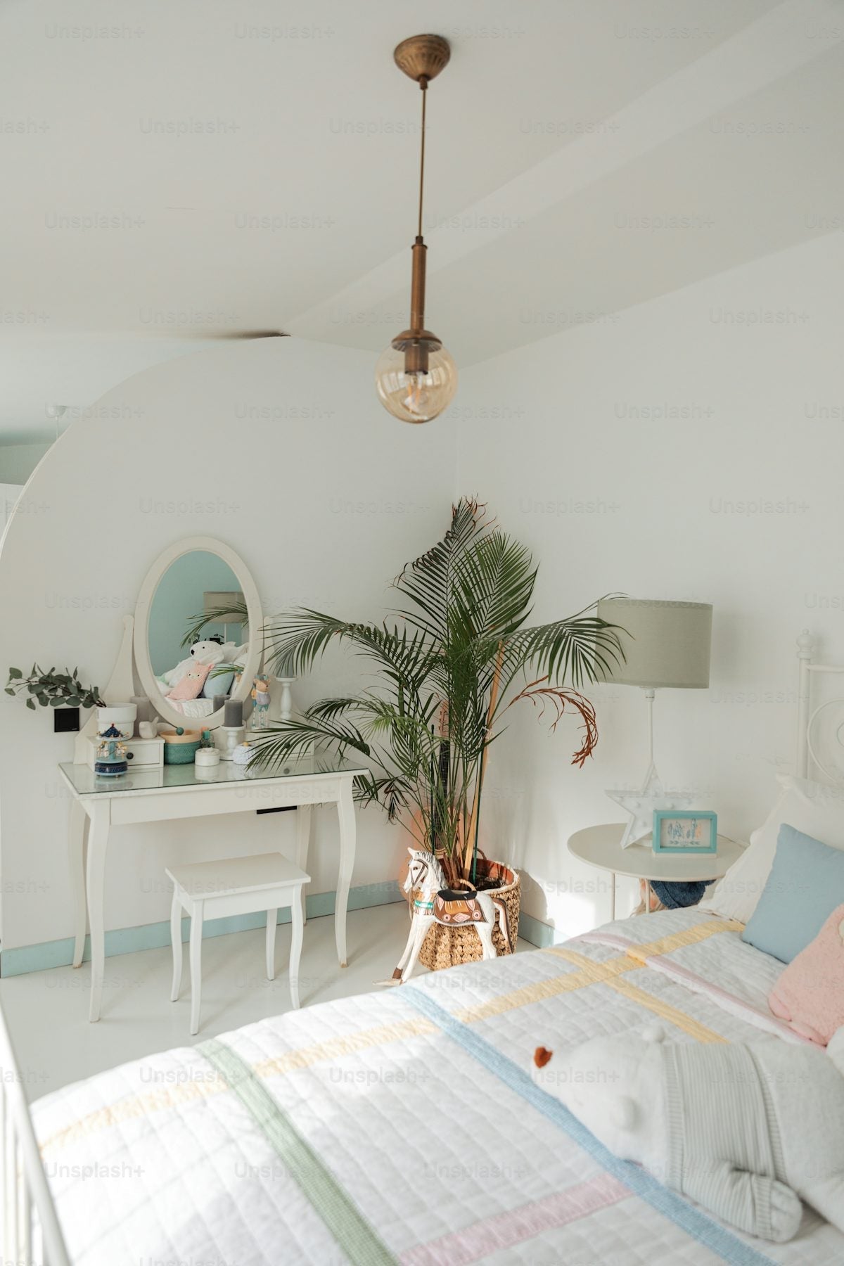 Home & Living